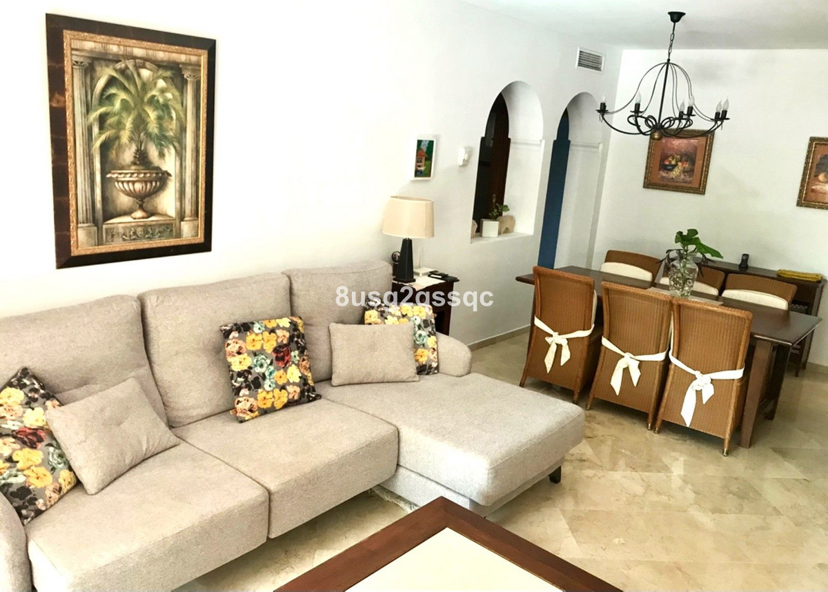 Apartamentos de 2 dormitorios en venta en Atalaya – R5004529