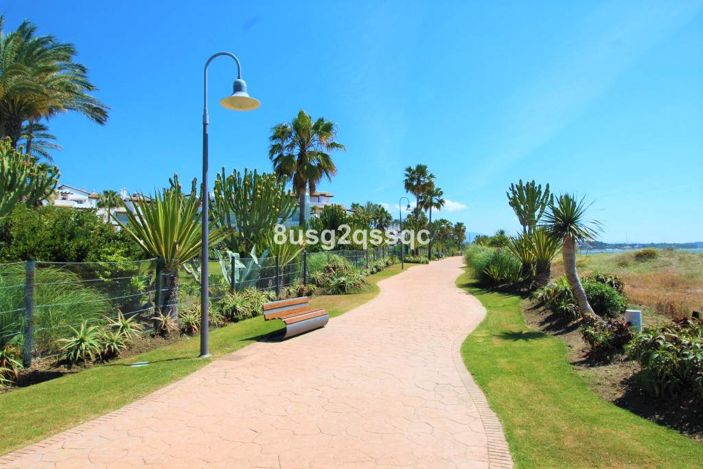 Apartamentos de 2 dormitorios en venta en Atalaya – R5004529