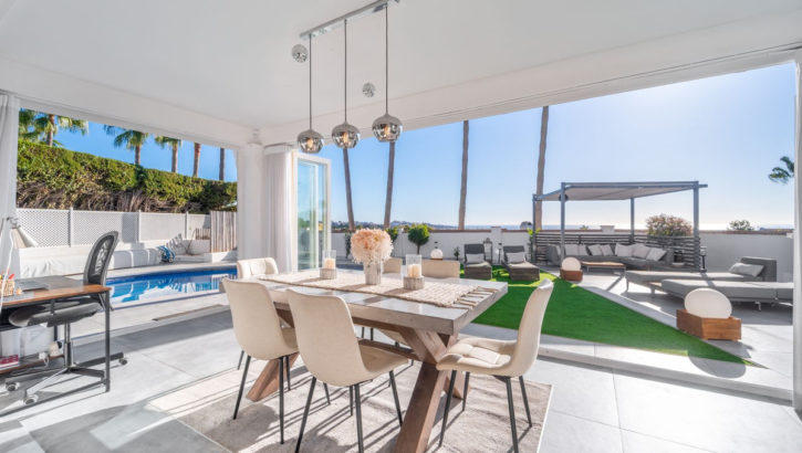 Villas de 3 dormitorios en venta en Calahonda – R5199328 en 