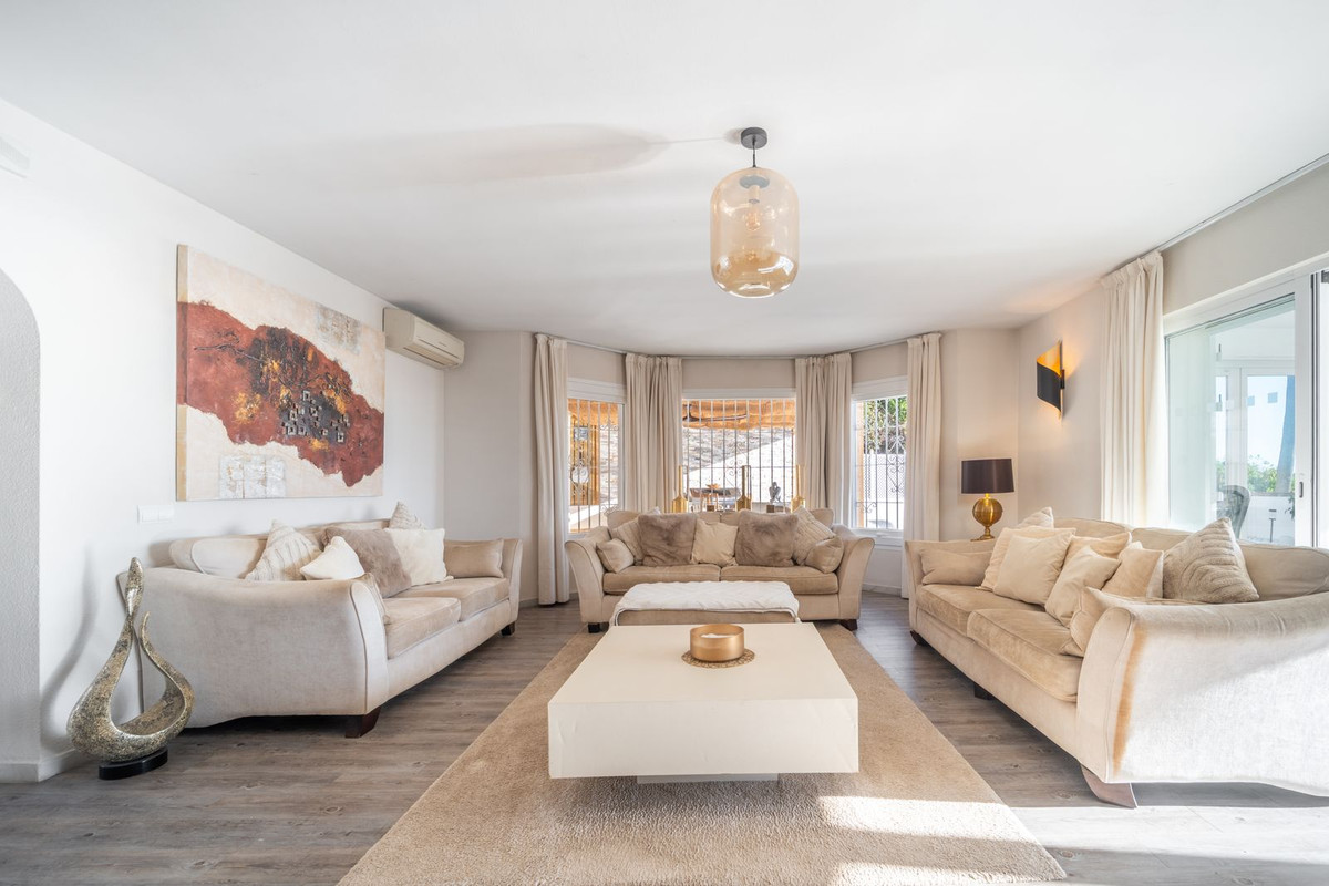 Villas de 3 dormitorios en venta en Calahonda – R5199328 Villas de 3 dormitorios en venta en Calahonda – R5199328