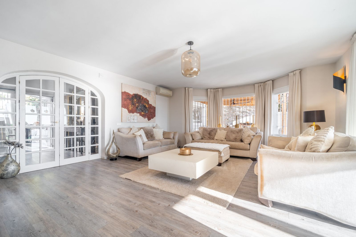 Villas de 3 dormitorios en venta en Calahonda – R5199328 Villas de 3 dormitorios en venta en Calahonda – R5199328