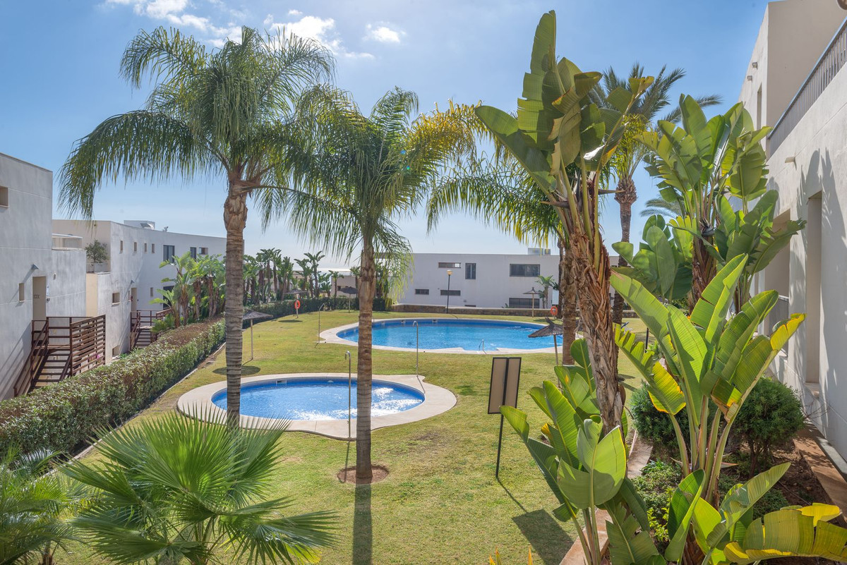 Apartamentos de 3 dormitorios en venta en Altos de los Monteros – R5213794 Apartamentos de 3 dormitorios en venta en Altos de los Monteros – R5213794
