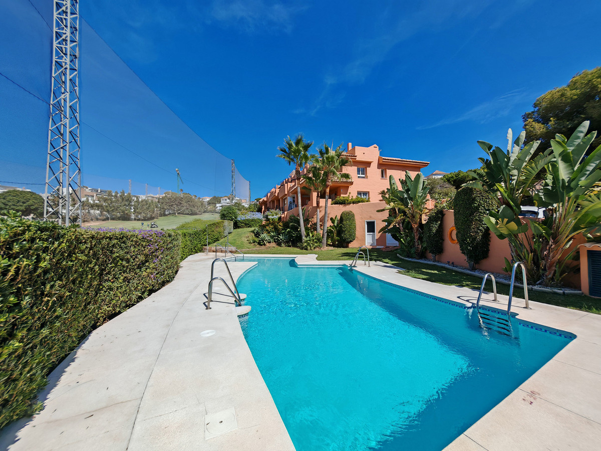 3 bedroom Townhouses for sale in Cabopino – R5182615 3 bedroom Townhouses for sale in Cabopino – R5182615