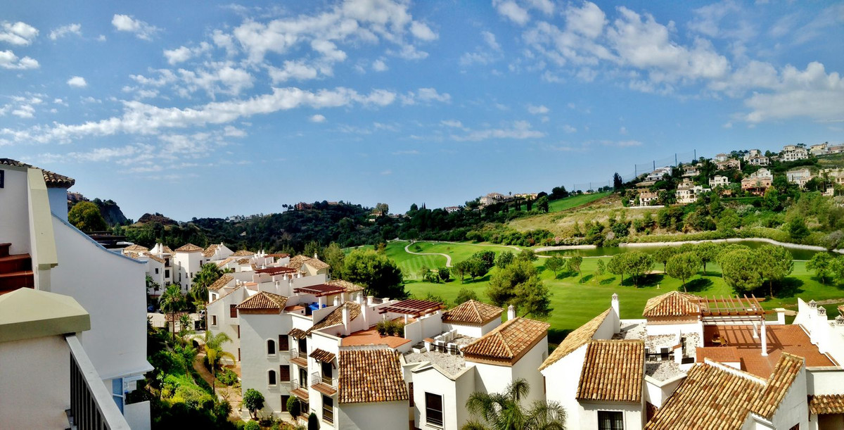 3 bedroom Penthouses for sale in Los Arqueros – R5207851