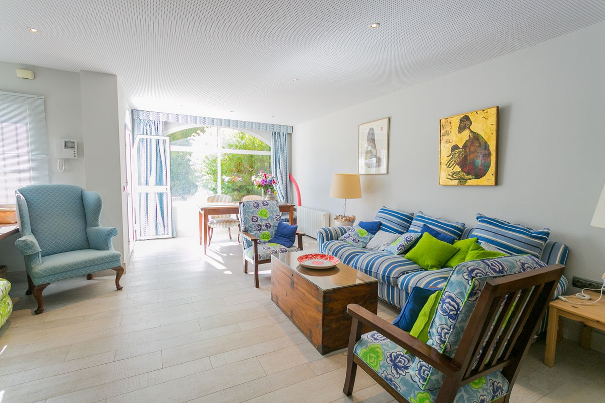 Apartamentos de 3 dormitorios en venta en Guadalmina Baja – R5223520 Apartamentos de 3 dormitorios en venta en Guadalmina Baja – R5223520