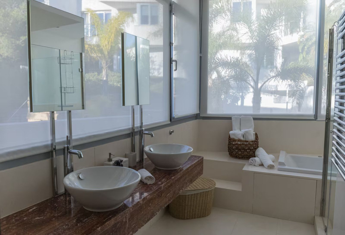 2 bedroom Townhouses for sale in Sierra Blanca – R5021437