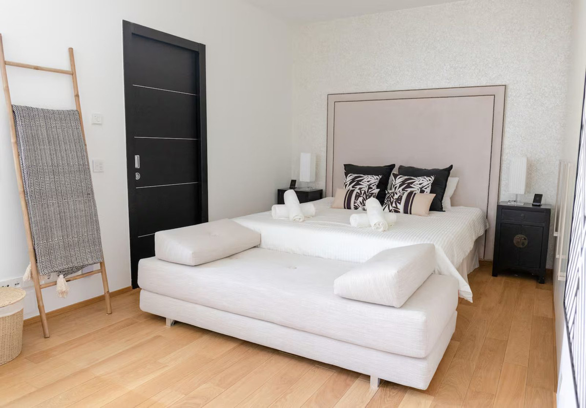 2 bedroom Townhouses for sale in Sierra Blanca – R5021437