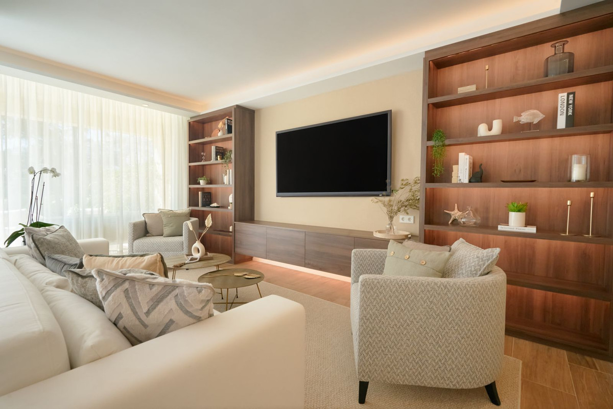 Adosados de 3 dormitorios en venta en La Quinta – R4803868