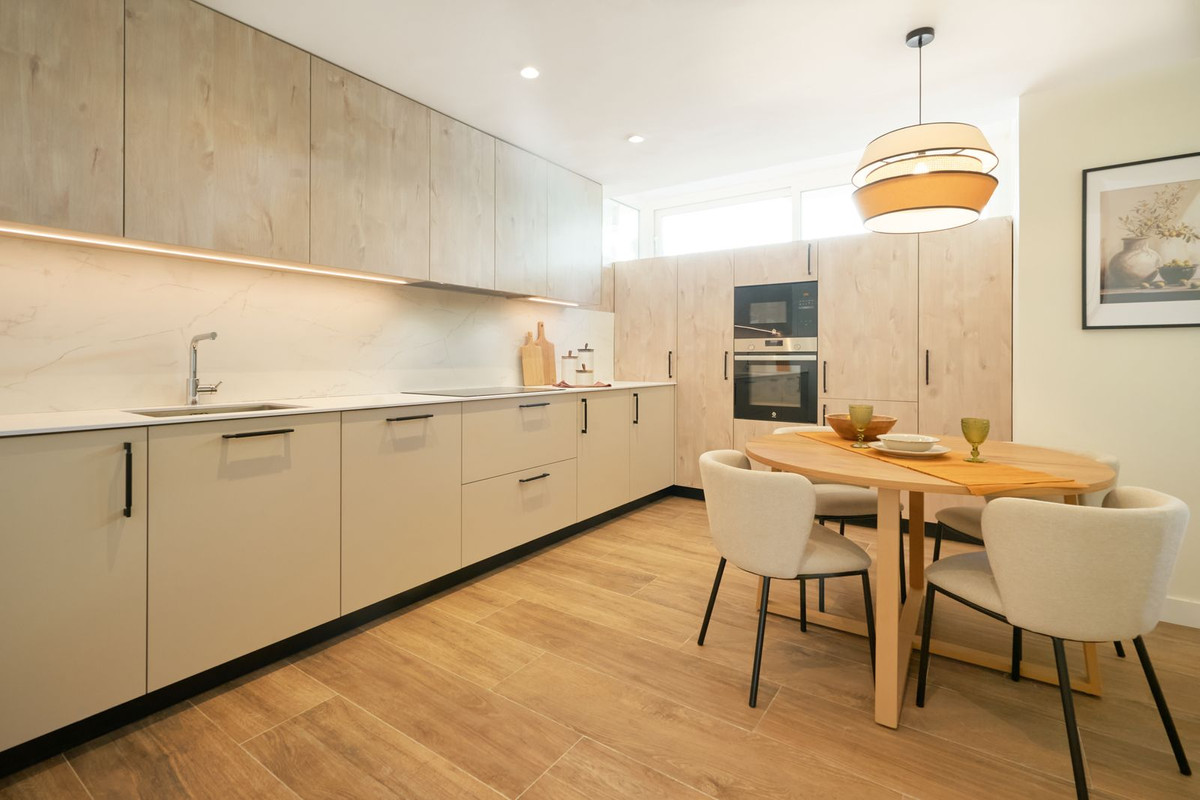 Adosados de 3 dormitorios en venta en La Quinta – R4803868