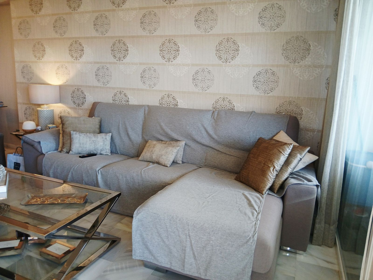 2 bedroom Apartments for sale in Calahonda – R5231536