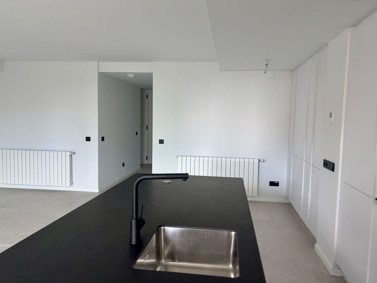 Apartamentos de 3 dormitorios en venta en Marbella – R5219869