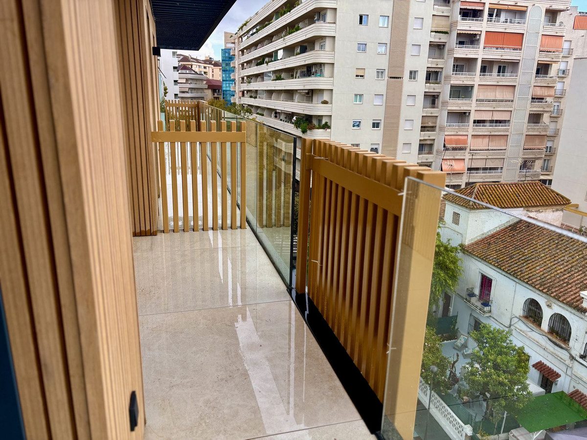 Apartamentos de 3 dormitorios en venta en Marbella – R5219869