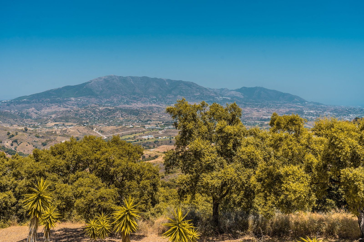 Apartamentos de 3 dormitorios en venta en La Mairena – R5109898 Apartamentos de 3 dormitorios en venta en La Mairena – R5109898