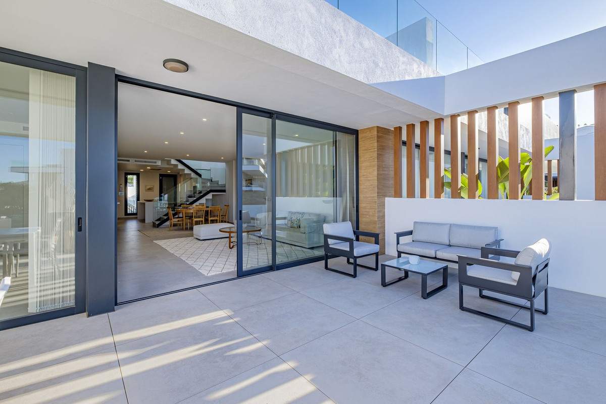 Apartamentos de 2 dormitorios en venta en Cabopino – R4830358