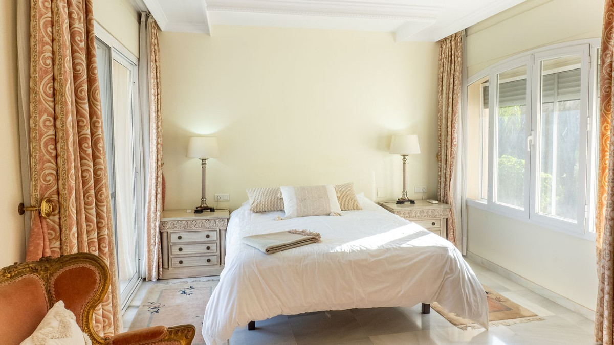 Villas de 5 dormitorios en venta en Nueva Milla de Oro – R5234575 Villas de 5 dormitorios en venta en Nueva Milla de Oro – R5234575