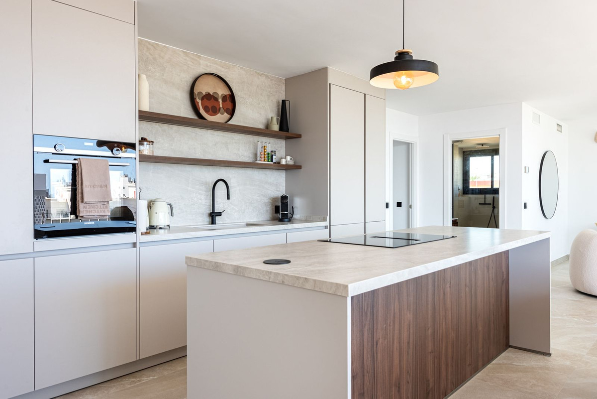 Aticos de 3 dormitorios en venta en Marbella – R5186137 Aticos de 3 dormitorios en venta en Marbella – R5186137