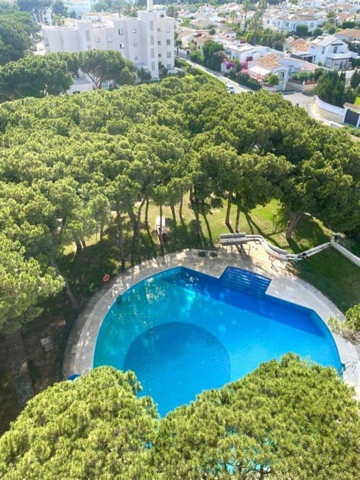 1 bedroom Apartments for sale in Calahonda – R5078911