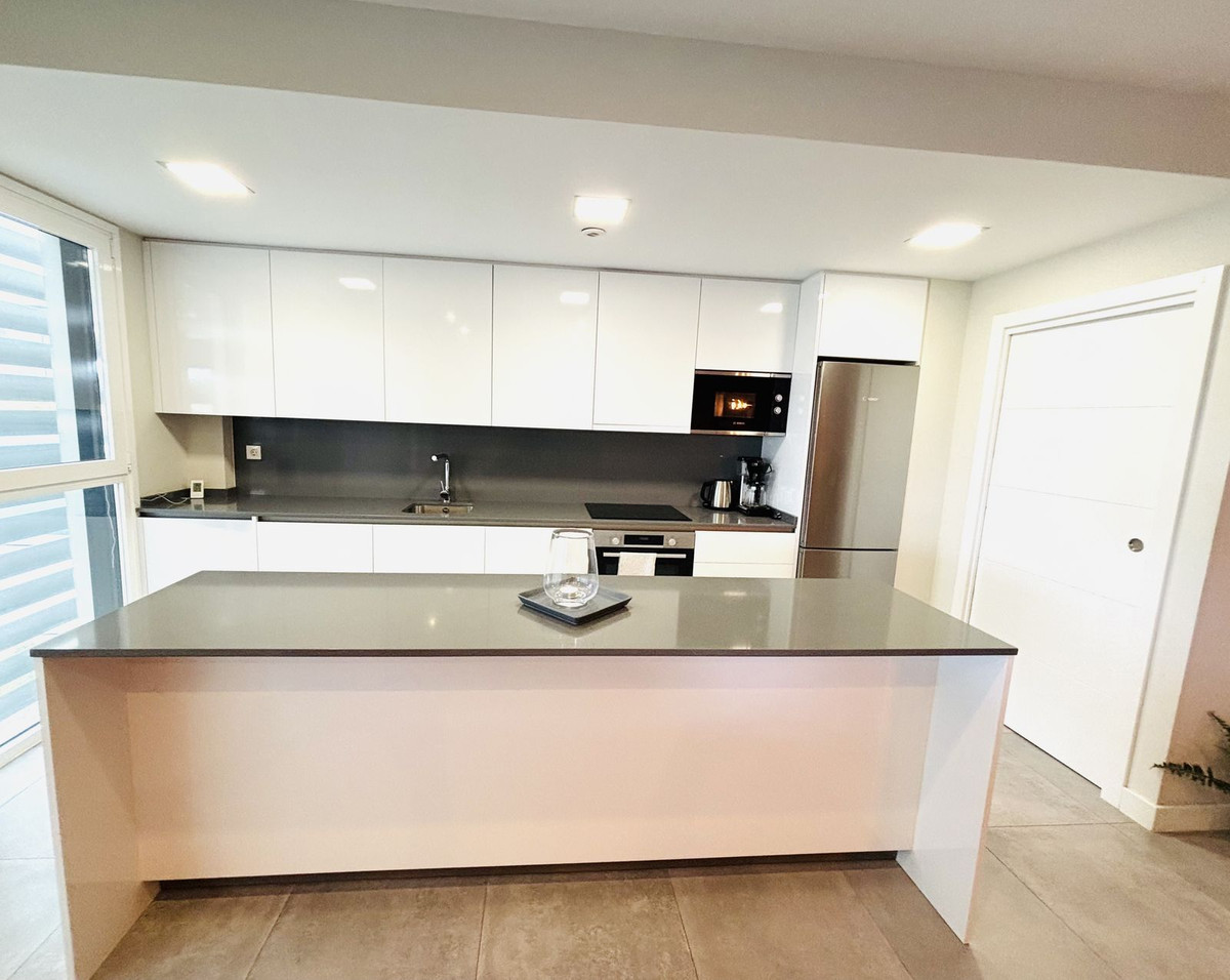 Apartamentos de 3 dormitorios en venta en La Cala de Mijas – R5206219 Apartamentos de 3 dormitorios en venta en La Cala de Mijas – R5206219