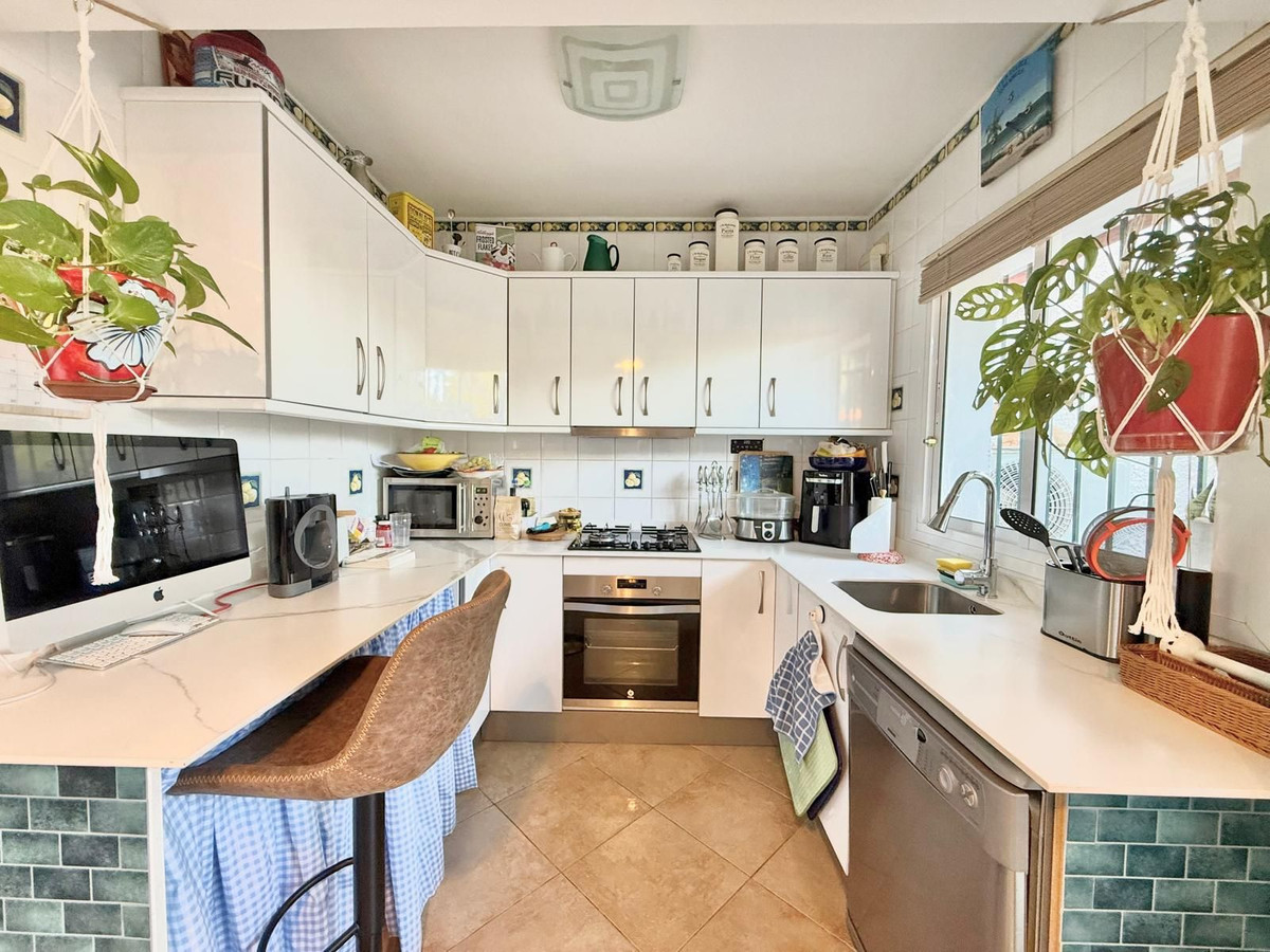 Pareados de 2 dormitorios en venta en Calahonda – R5213668