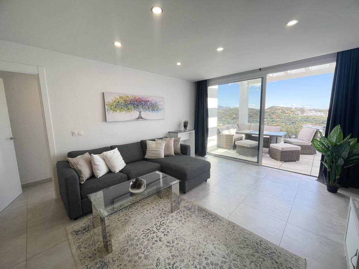 3 bedroom Apartments for sale in La Cala de Mijas – R5234407