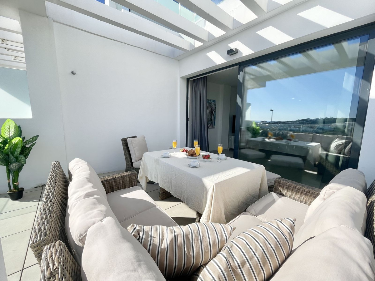 3 bedroom Apartments for sale in La Cala de Mijas – R5234407