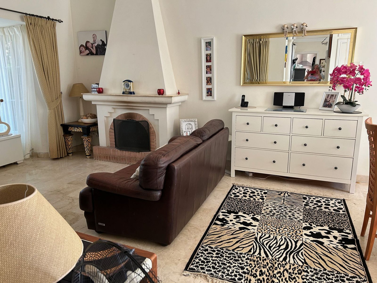 3 bedroom Townhouses for sale in Elviria – R4830343