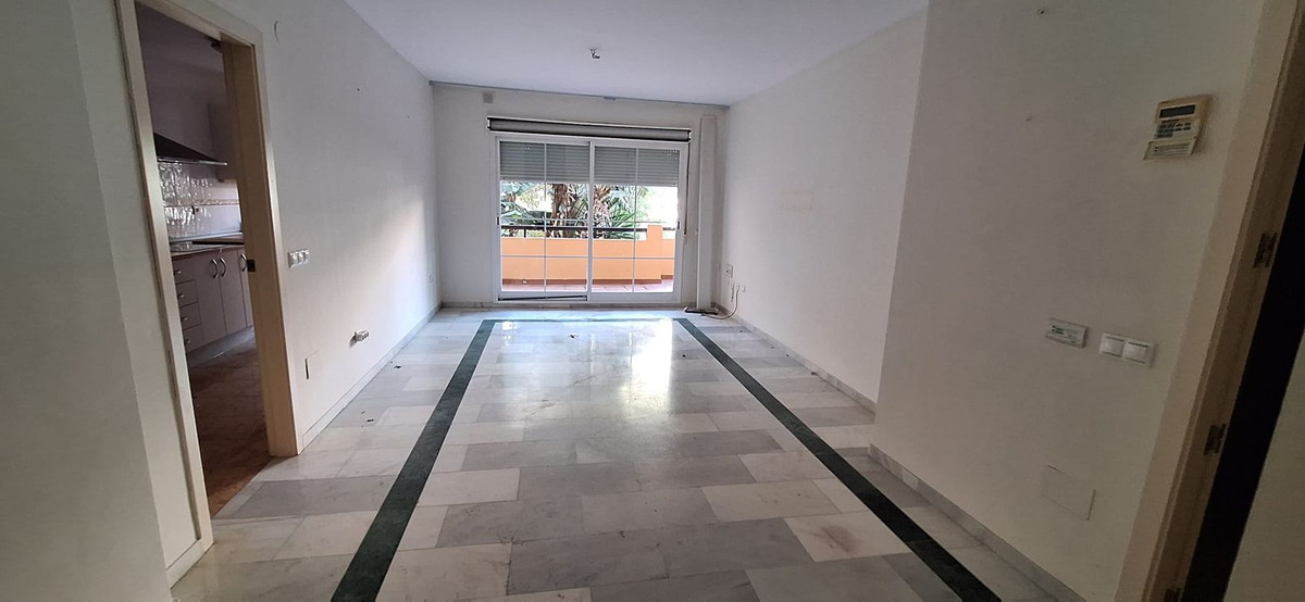 2 bedroom Apartments for sale in Elviria – R5216416 2 bedroom Apartments for sale in Elviria – R5216416