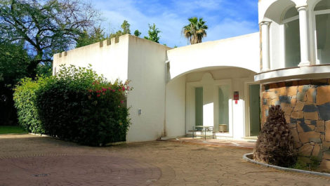 4 bedroom Villas for sale in Nueva Milla de Oro – R5017612