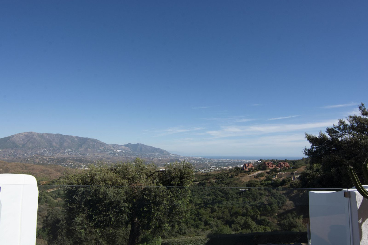 Apartamentos de 2 dormitorios en venta en La Mairena – R5223301