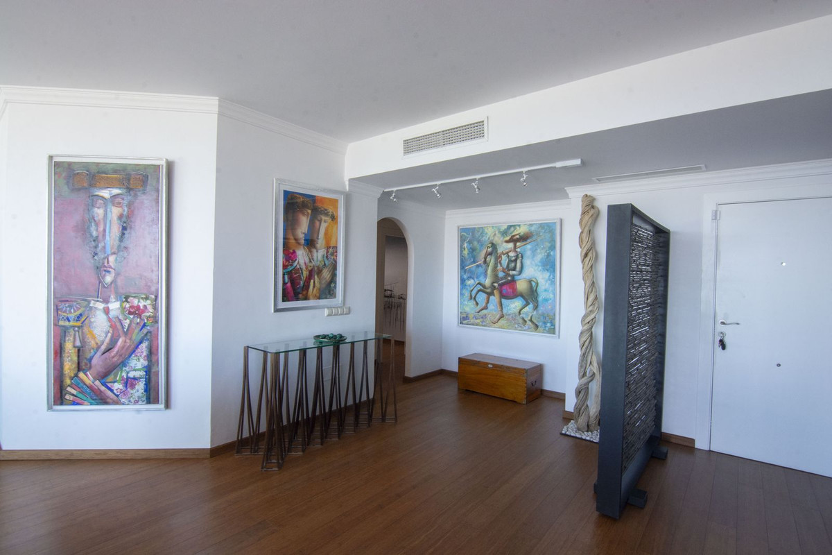 Apartamentos de 2 dormitorios en venta en La Mairena – R5223301