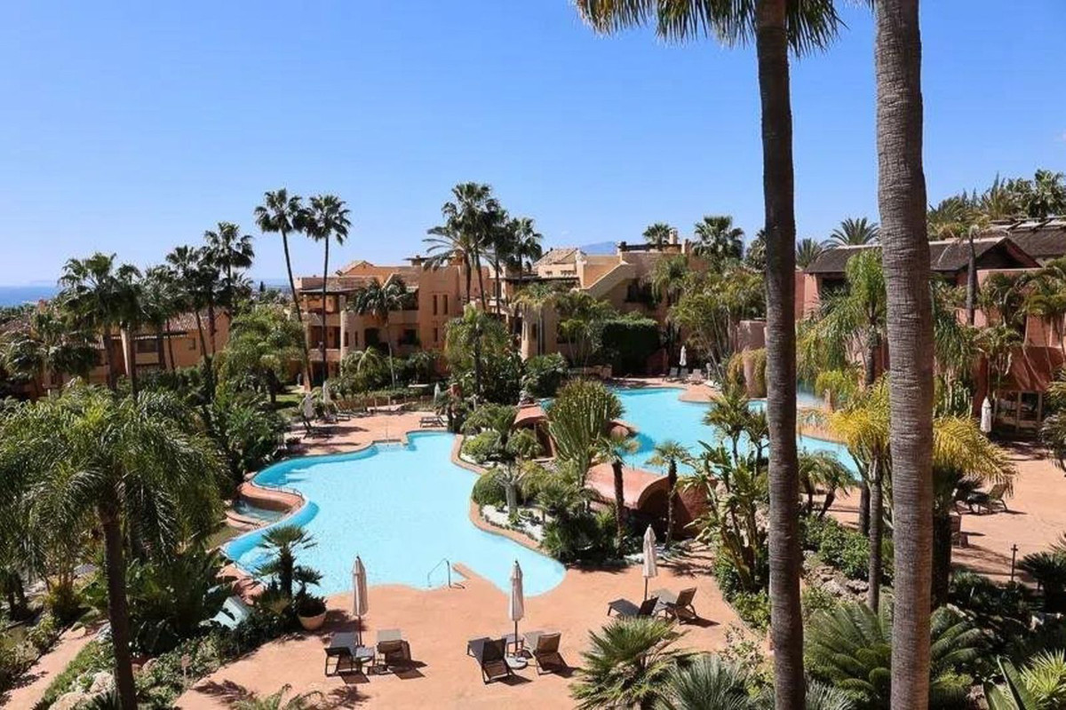 Aticos de 2 dormitorios en venta en Milla de Oro – R5008006 Aticos de 2 dormitorios en venta en Milla de Oro – R5008006