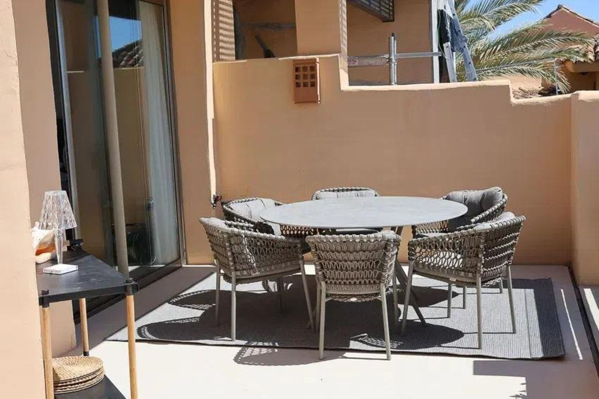 Aticos de 2 dormitorios en venta en Milla de Oro – R5008006 Aticos de 2 dormitorios en venta en Milla de Oro – R5008006