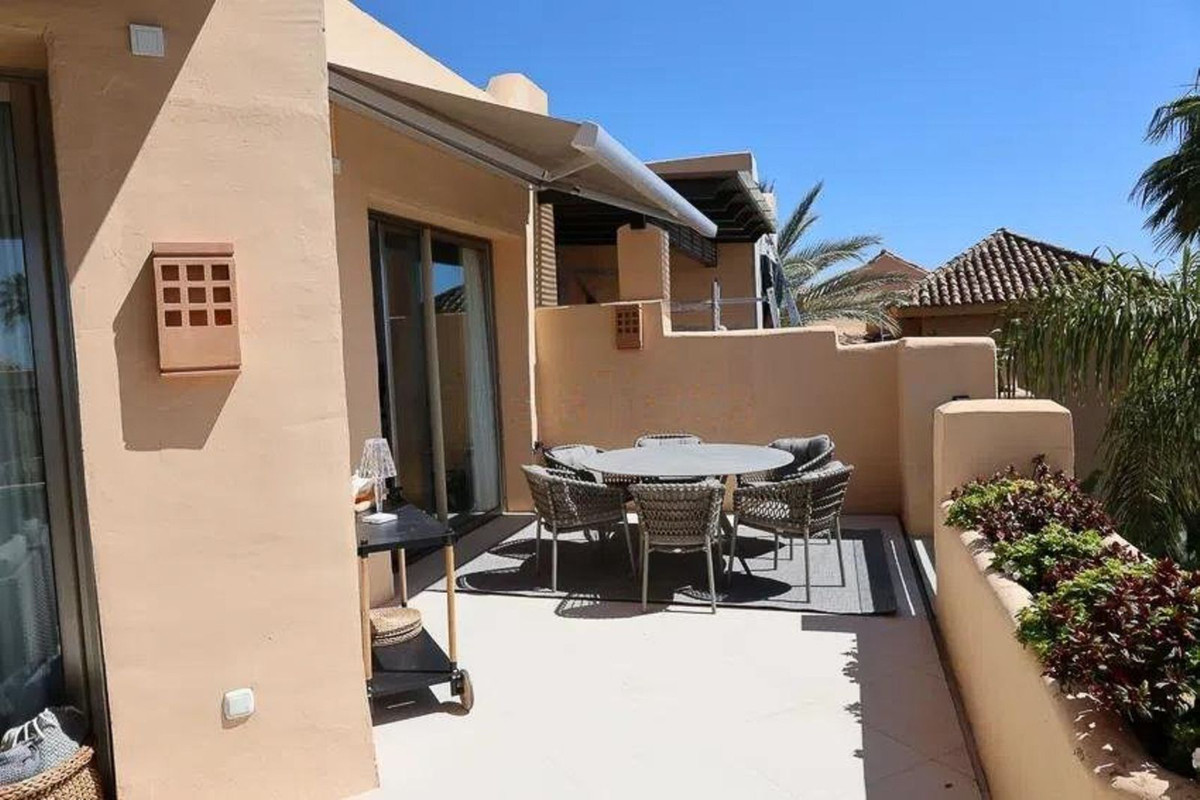 Aticos de 2 dormitorios en venta en Milla de Oro – R5008006 Aticos de 2 dormitorios en venta en Milla de Oro – R5008006