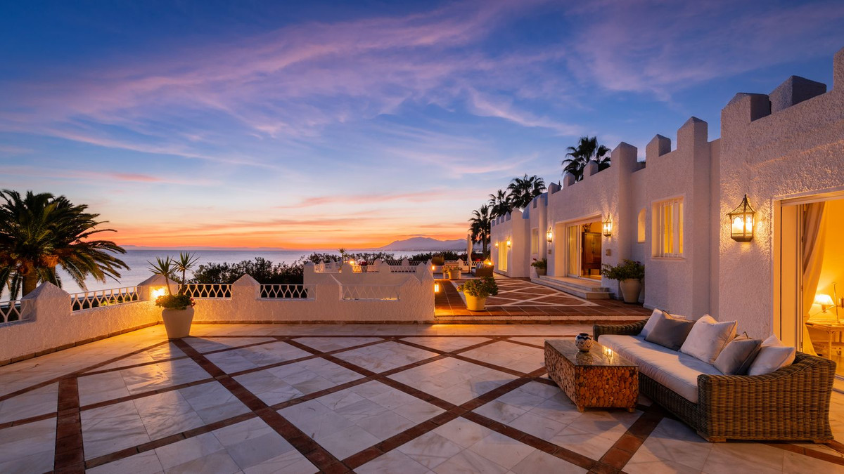 Villas de 5 dormitorios en venta en Los Monteros – R5179402 Villas de 5 dormitorios en venta en Los Monteros – R5179402