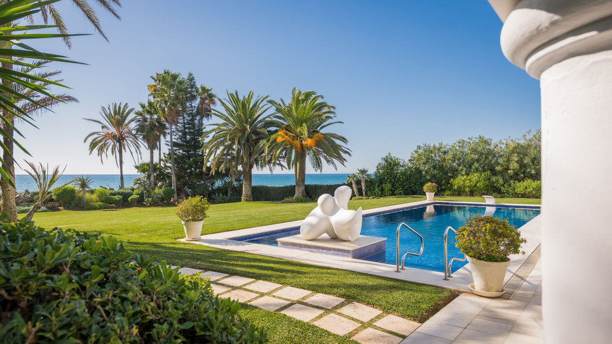 Villas de 5 dormitorios en venta en Los Monteros – R5179402 Villas de 5 dormitorios en venta en Los Monteros – R5179402