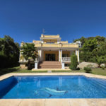 4 bedroom Villas for sale in Las Chapas – R4765366