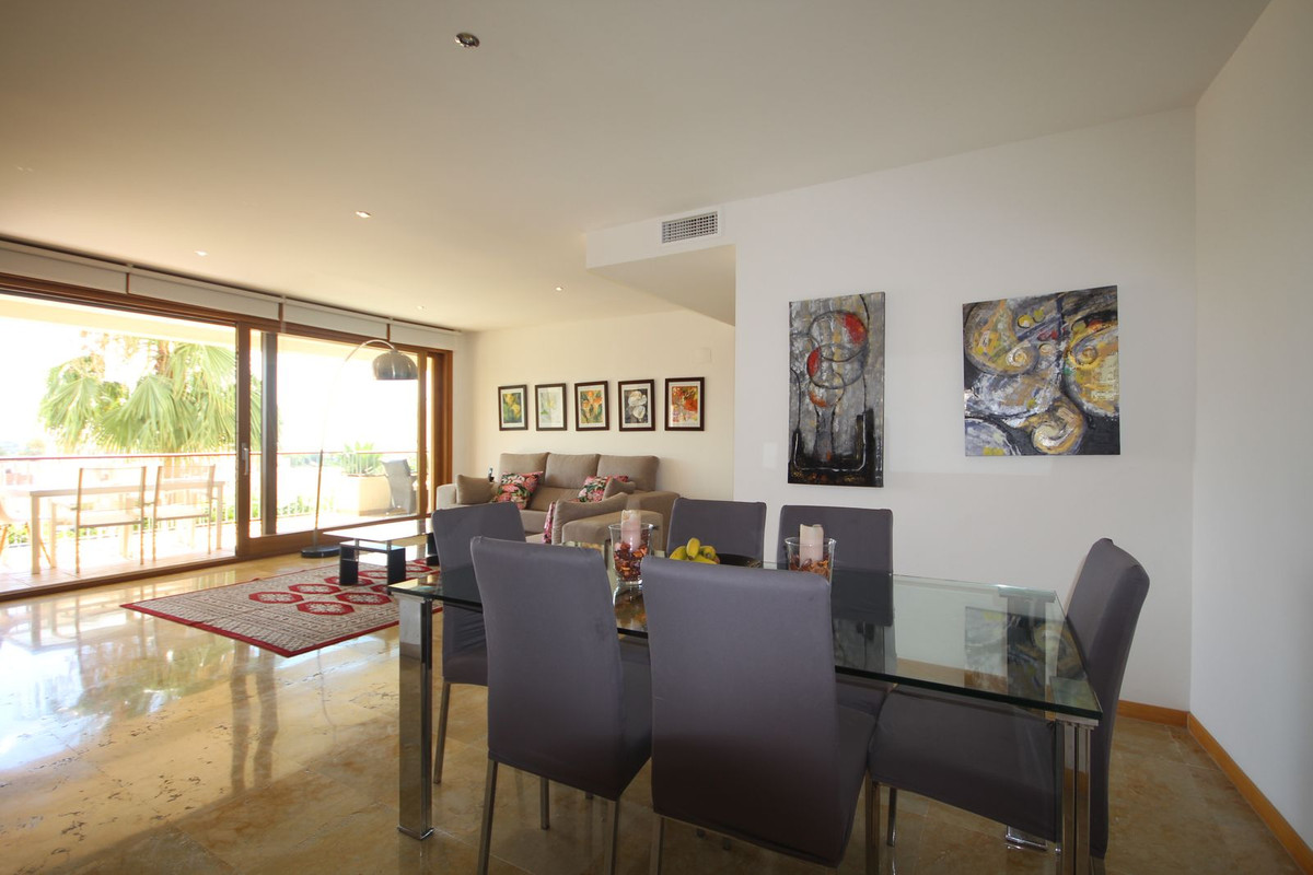 3 bedroom Apartments for sale in Los Monteros – R5215285