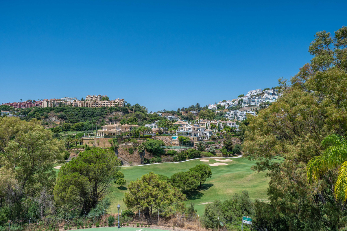 Adosados de 3 dormitorios en venta en La Quinta – R5108182