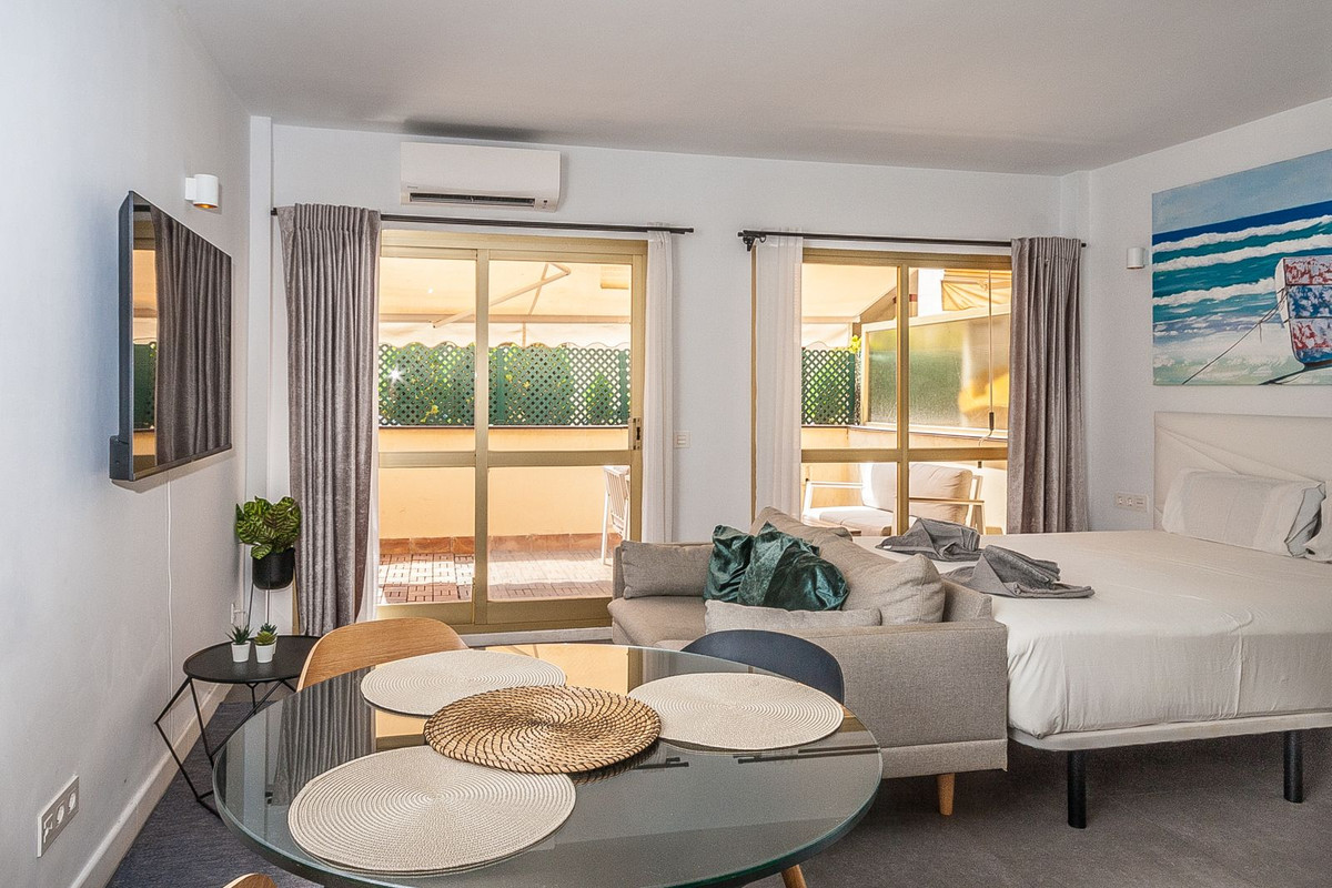 Apartments for sale in Elviria – R5219917 Apartments for sale in Elviria – R5219917