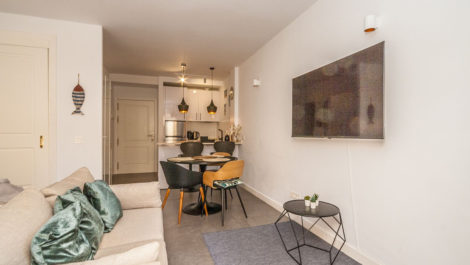 Apartments for sale in Elviria – R5219917