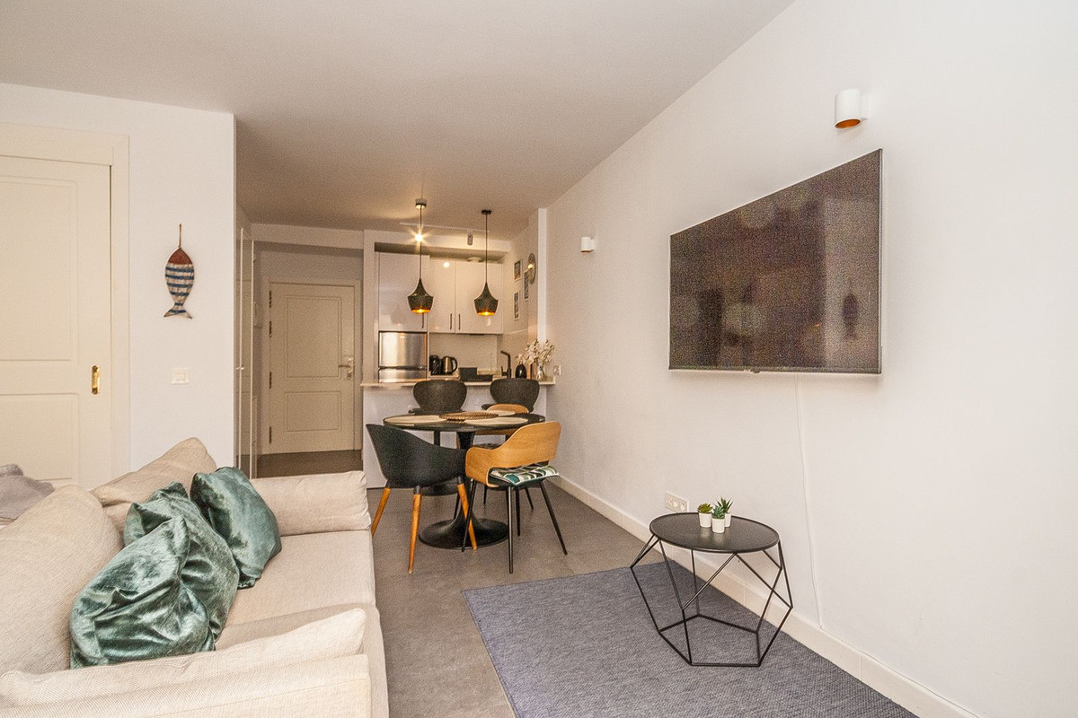 Apartments for sale in Elviria – R5219917 Apartments for sale in Elviria – R5219917