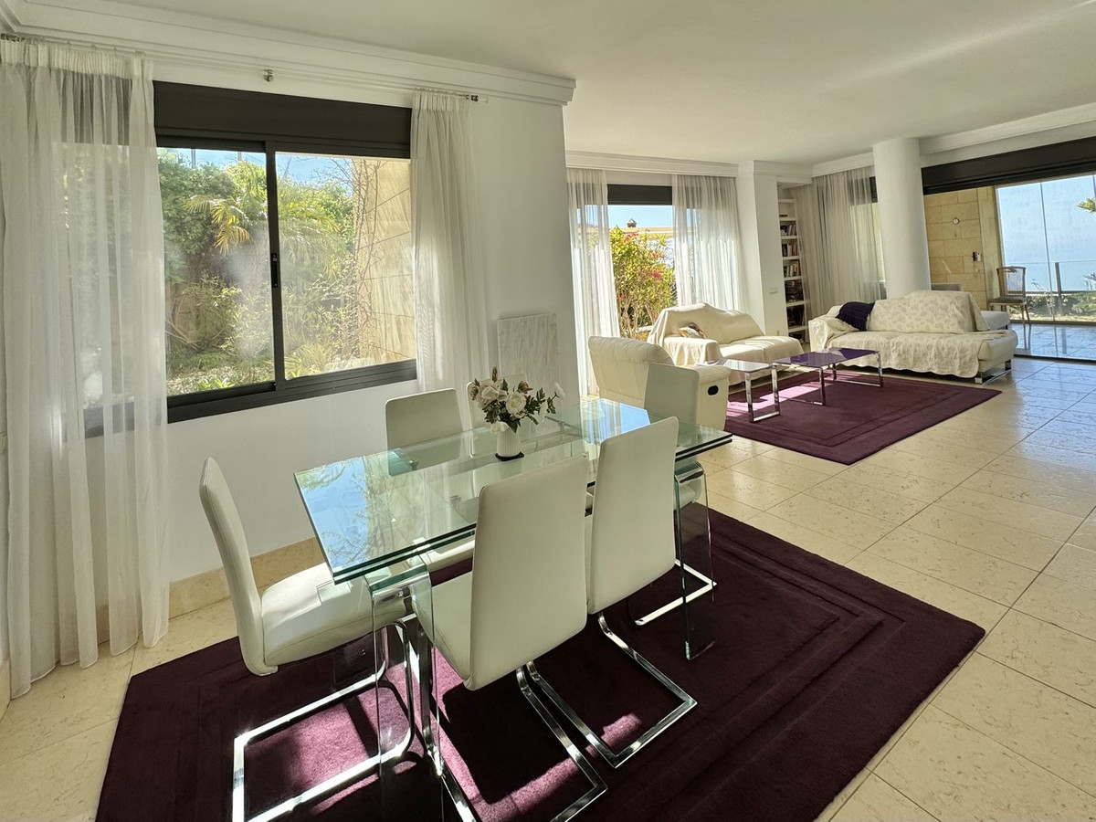 Apartamentos de 2 dormitorios en venta en Altos de los Monteros – R5202892 Apartamentos de 2 dormitorios en venta en Altos de los Monteros – R5202892