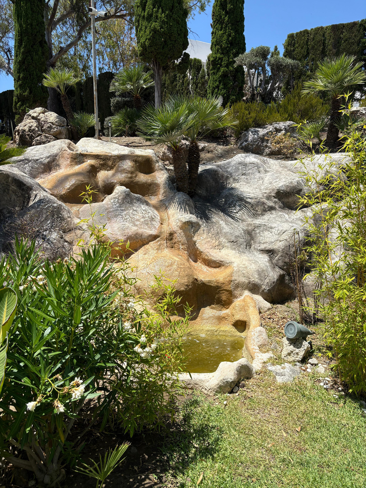 Apartamentos de 2 dormitorios en venta en Marbella – R5181655