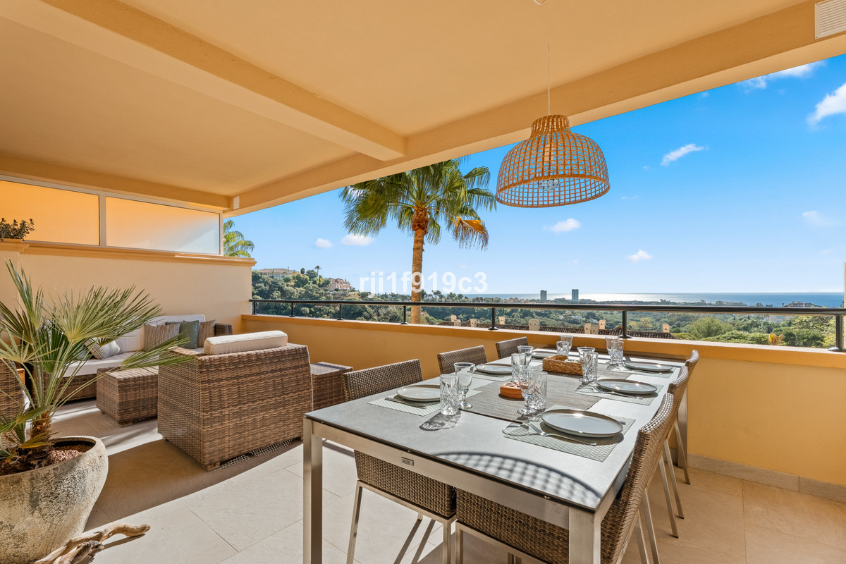 2 bedroom Apartments for sale in Elviria Hills – R5211244 2 bedroom Apartments for sale in Elviria Hills – R5211244