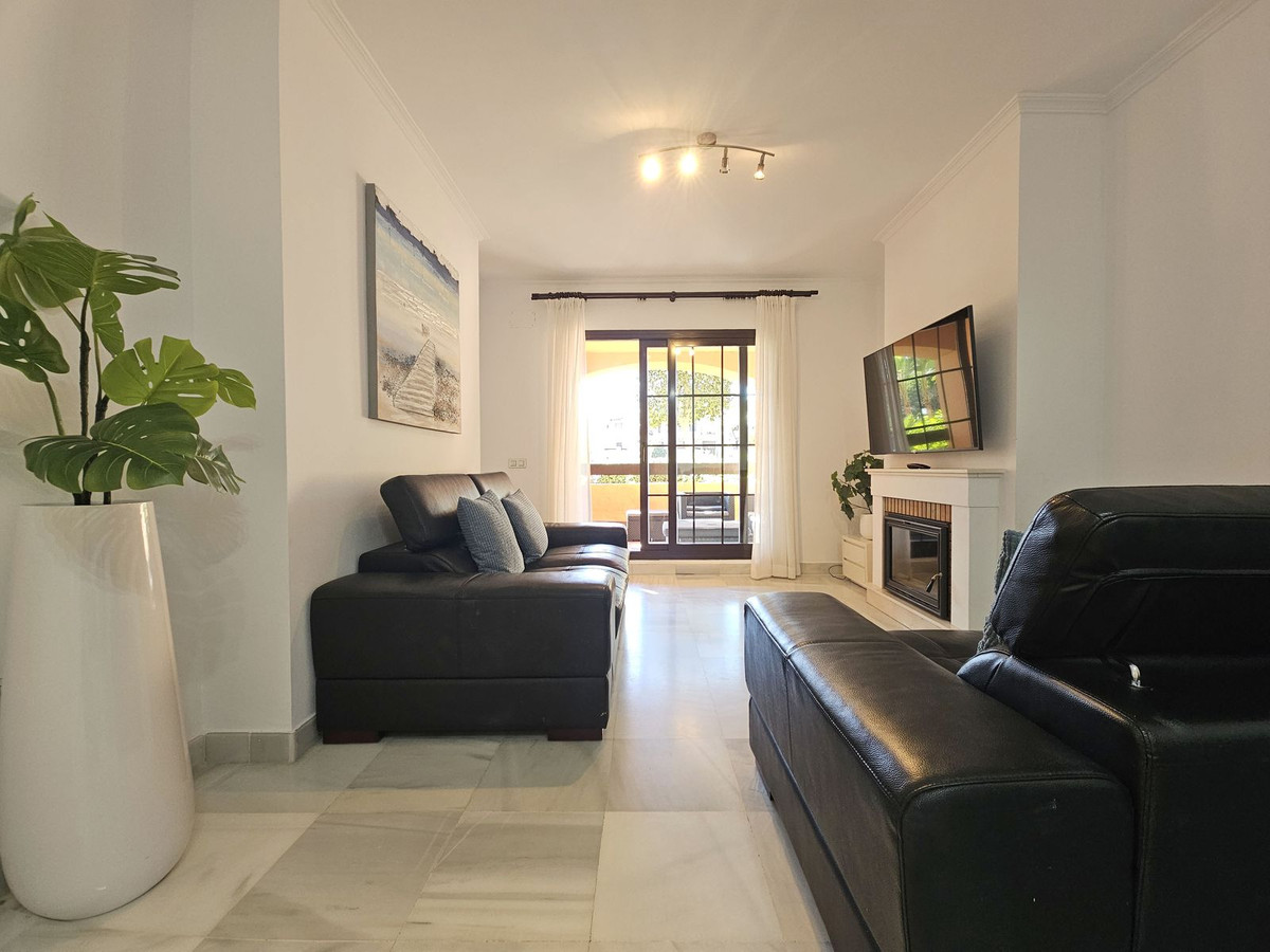 Apartamentos de 3 dormitorios en venta en Hacienda del Sol – R5227342