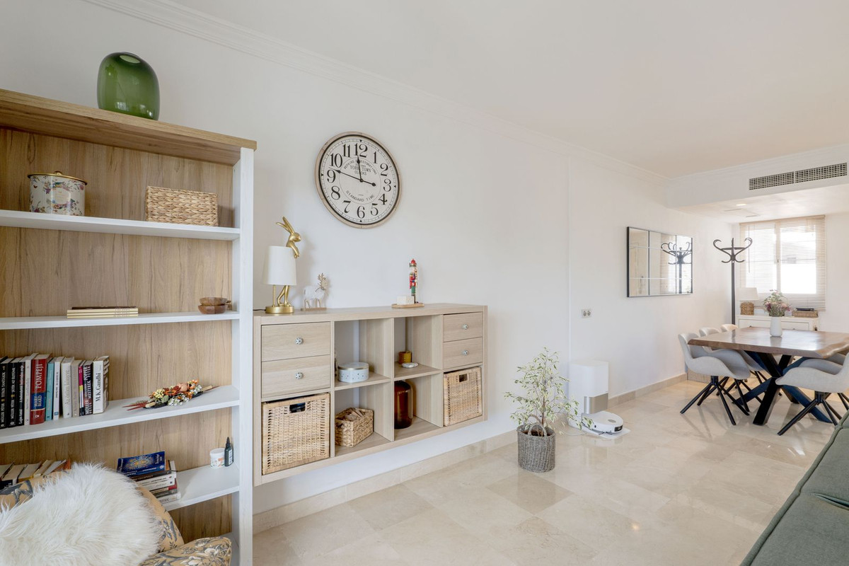 4 bedroom Semi-detached for sale in Guadalmina Alta – R5225422