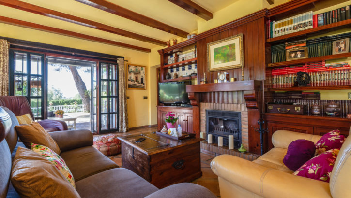 4 bedroom Villas for sale in Elviria – R2223614 4 bedroom Villas for sale in Elviria – R2223614 in