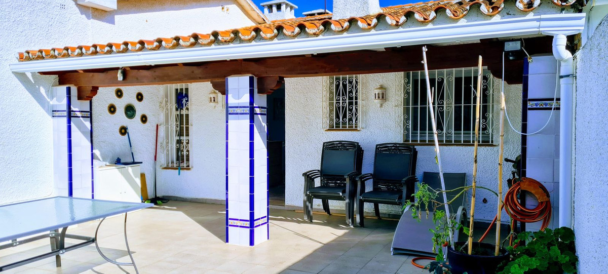 Adosados de 2 dormitorios en venta en Elviria – R5238973 Adosados de 2 dormitorios en venta en Elviria – R5238973