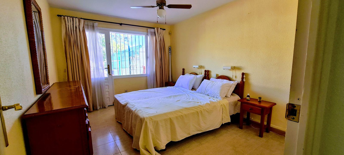 Adosados de 2 dormitorios en venta en Elviria – R5238973 Adosados de 2 dormitorios en venta en Elviria – R5238973