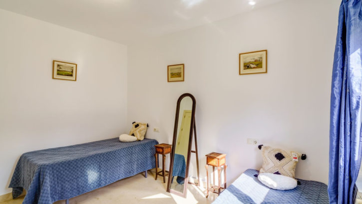 3 bedroom Apartments for sale in Marbella – R4645117 in 